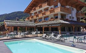 Hôtel-Chalet Les Ecureuils Restaurant, Spa, Sauna, Garage